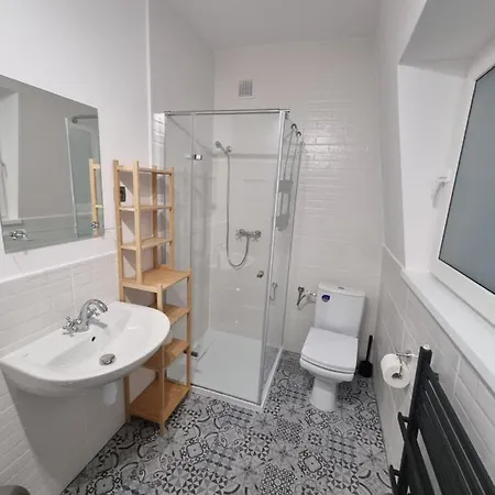 Snow Queen שצ'קלארסקה פוראובה