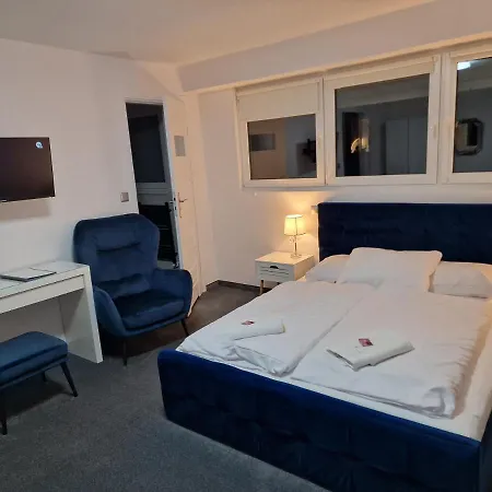 Snow Queen Guest house *