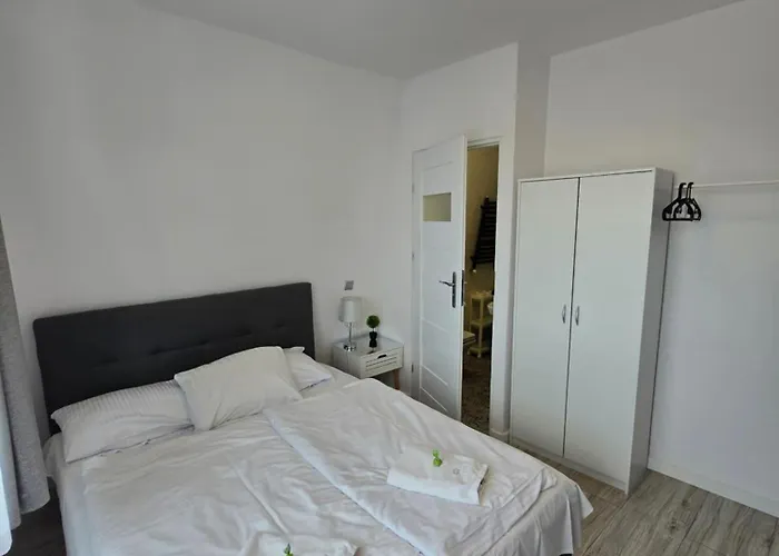 Snow Queen Guest house 3*